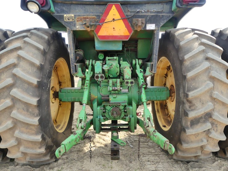 john-deere-4440-image-5