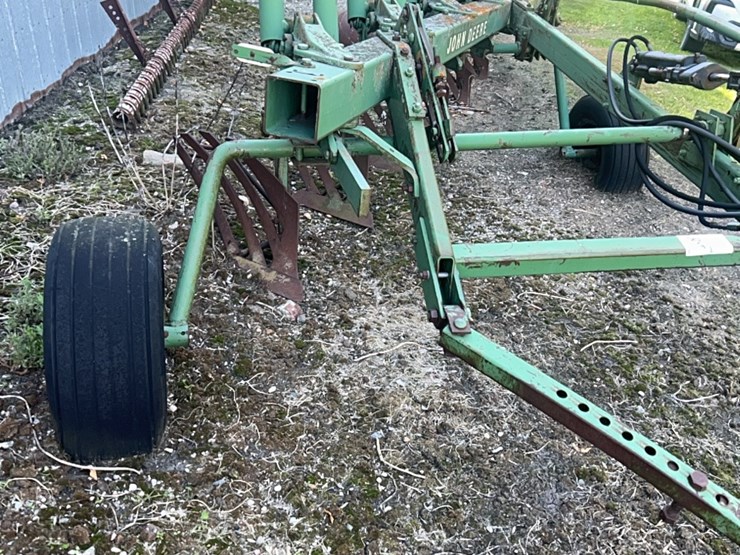 john-deere-3200-image-9
