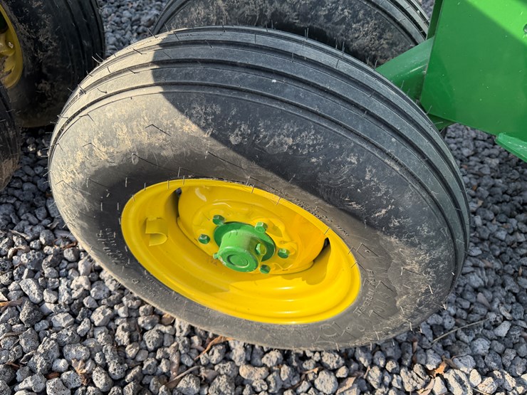 john-deere-455-image-12