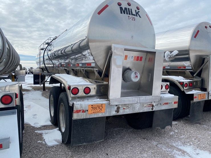 1989-walker-tanker-image-13