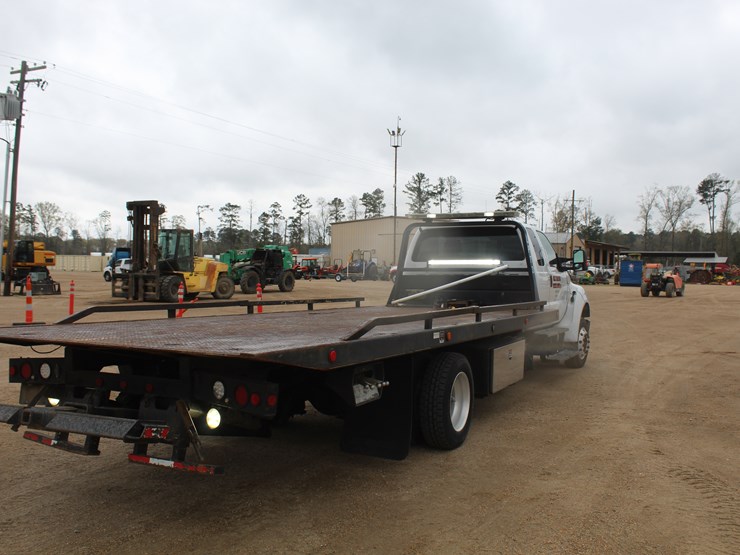 2013-ford-f650-image-4