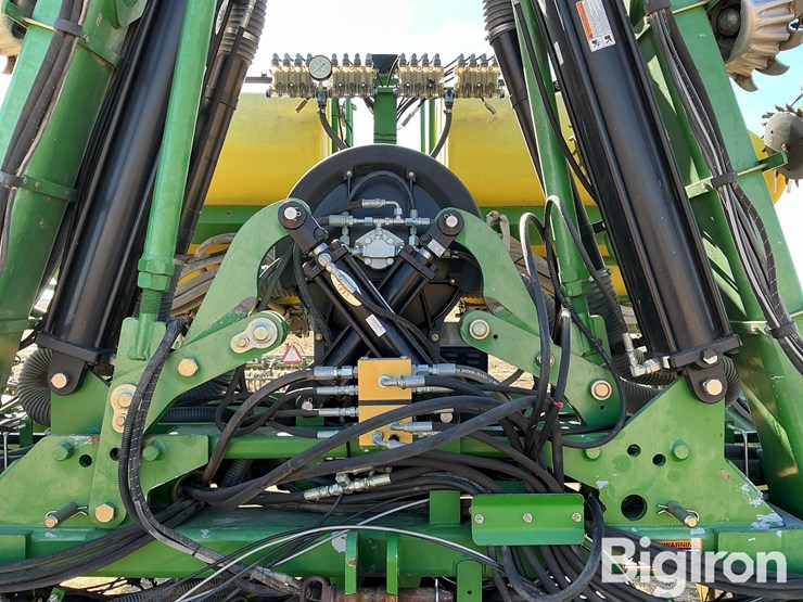 2011-john-deere-1720-ccs-image-10