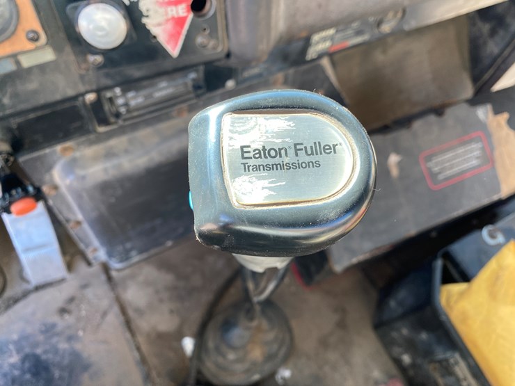 1994-international-paystar-5000-image-50