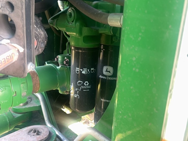 2016-john-deere-9520r-image-86