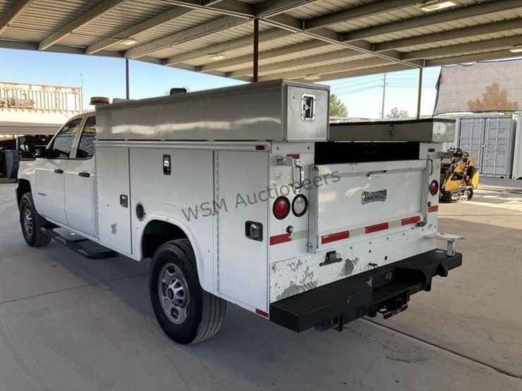 2016-chevrolet-silverado-2500-image-5