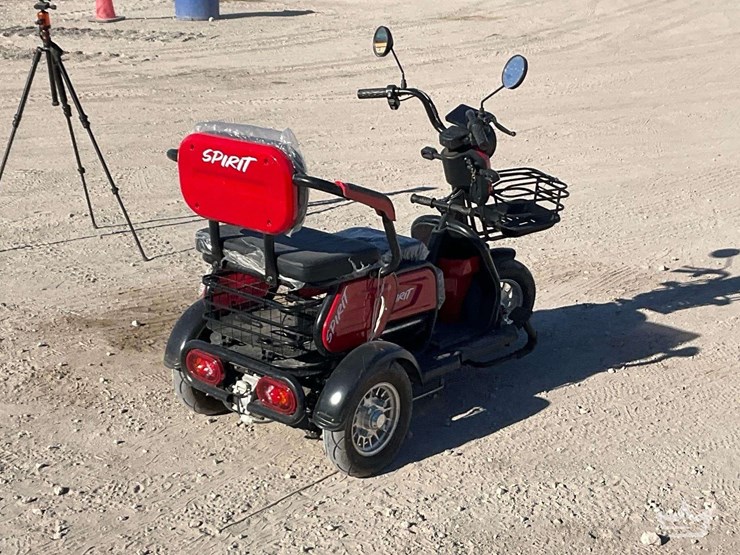 2025-spirit-electric-scooter-image-3