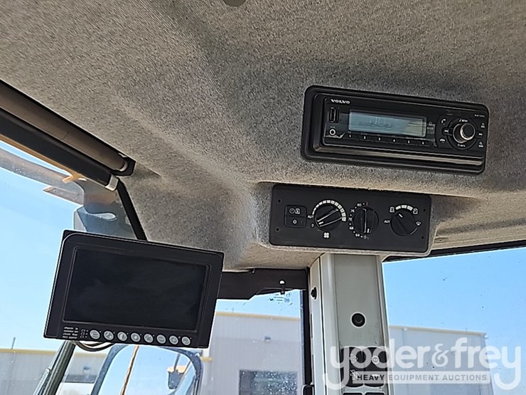 2018-volvo-l70h-image-44