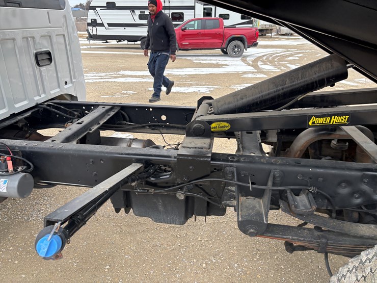 2010-ford-f450-image-54