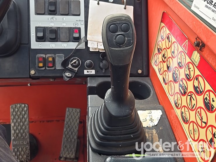 2017-skyjack-sj843th-image-74