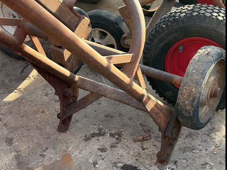 #94-•-3-barrel-dollies-one-with-no-wheels-image-3