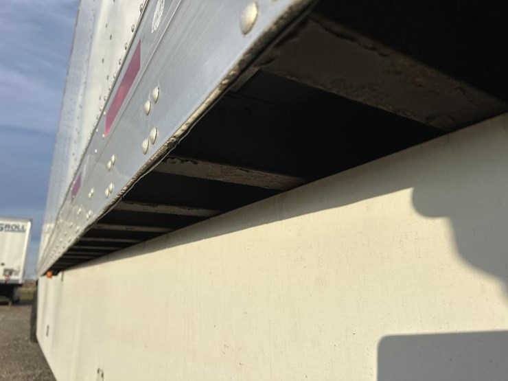 2018-utility-53'-image-10