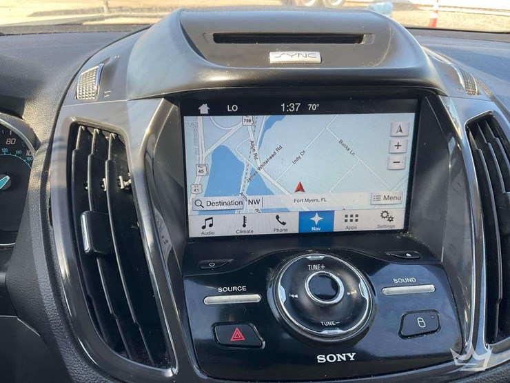 2016-ford-escape-image-21