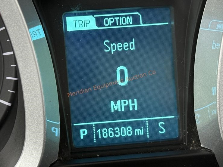 2016-chevrolet-equinox-image-38