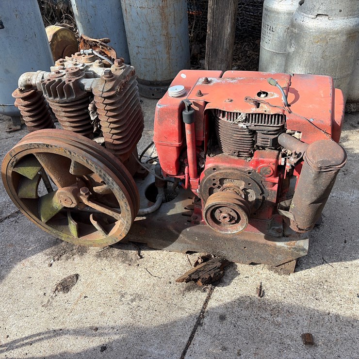 #55 • Compressor with gas engine