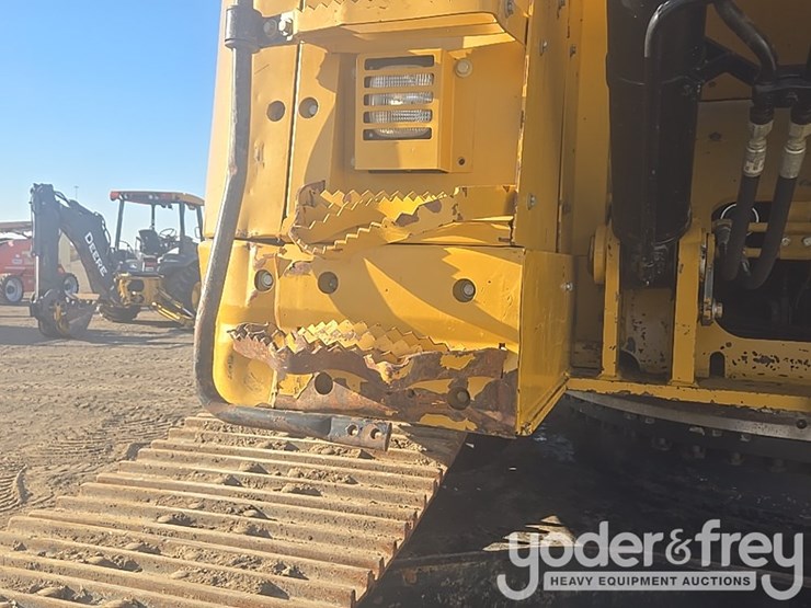 2016-caterpillar-335fl-image-80