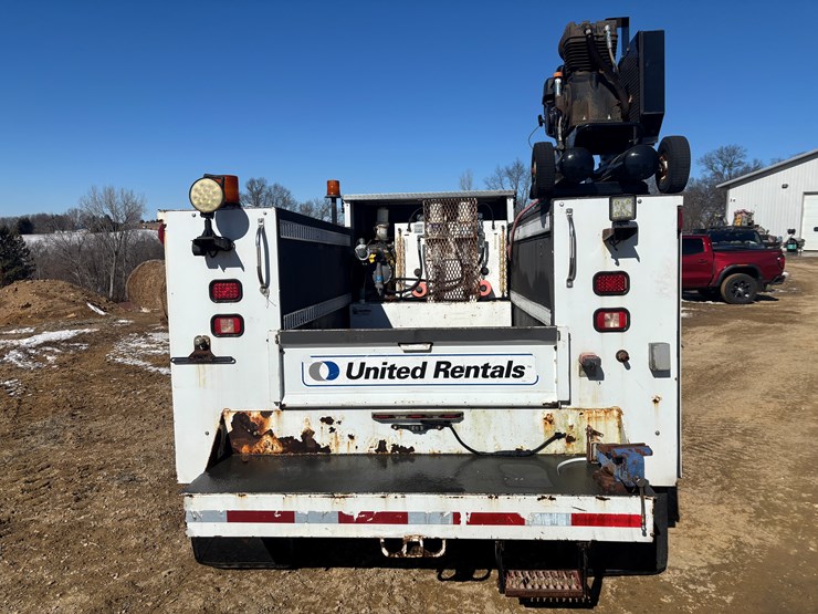 2011-miller-bobcat-225-image-3