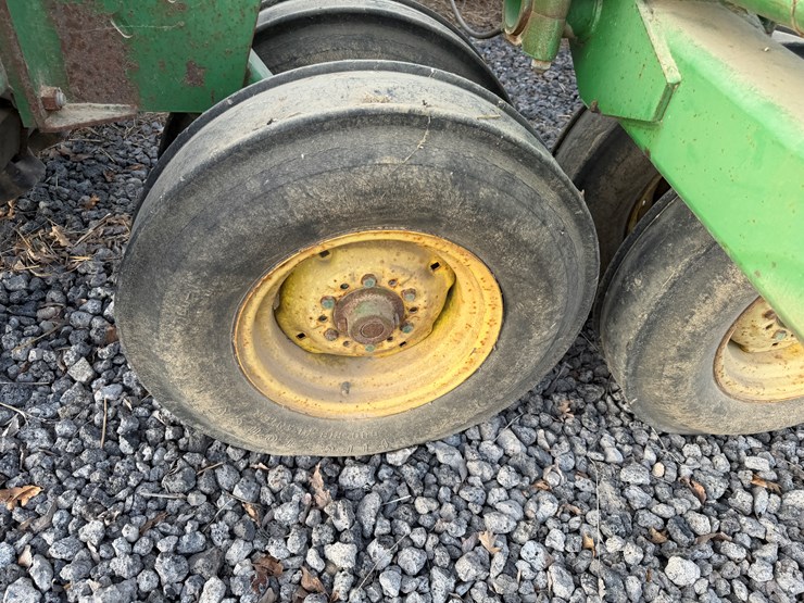 john-deere-35-image-15