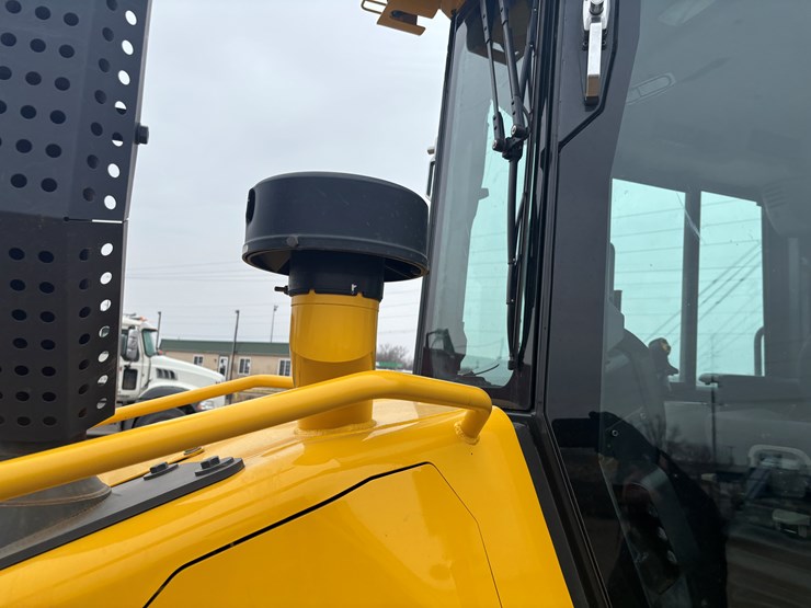 2021-komatsu-d39-image-75