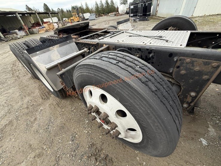 2017-international-prostar-image-23