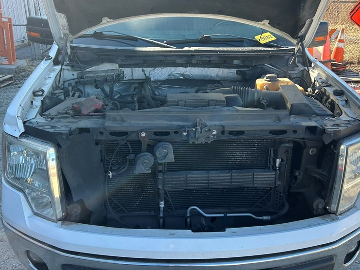 2014-ford-f150-image-34