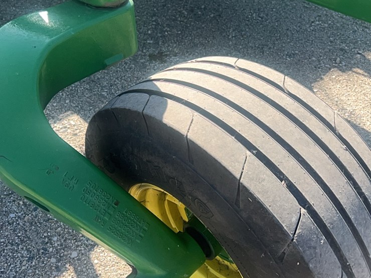 2022-john-deere-52-image-77