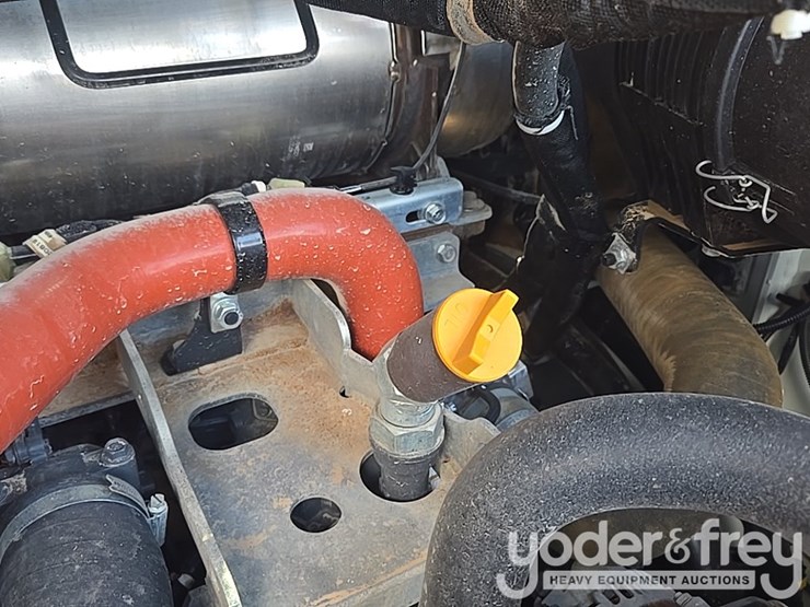 2023-takeuchi-tl12v2-image-44