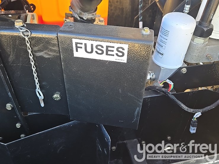 2019-doosan-c185wdz-image-30