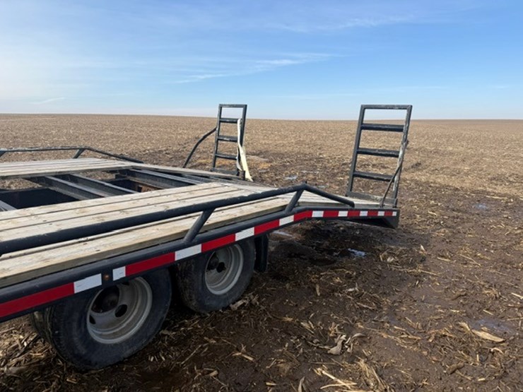 #1270-•-2016-nuhn-crawler-hauler-trailer-(no-title)-(milledgeville,-il)-image-3