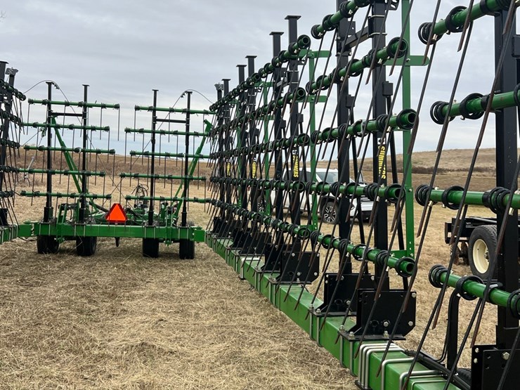 lot-32.-72’-summers-model-sh-3960-heavy-harrow,-approximately-5-years-old-,-hyd-down-pressure,-absolutely-excellent-cond.-image-42