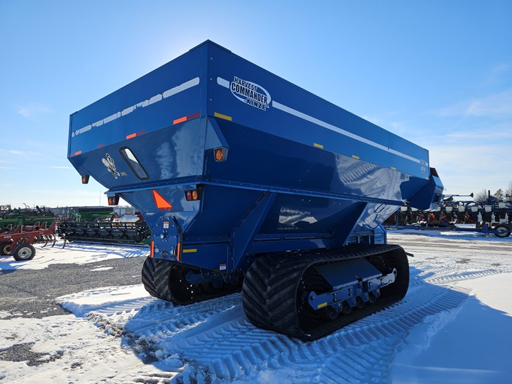 2006-kinze-1050-image-11