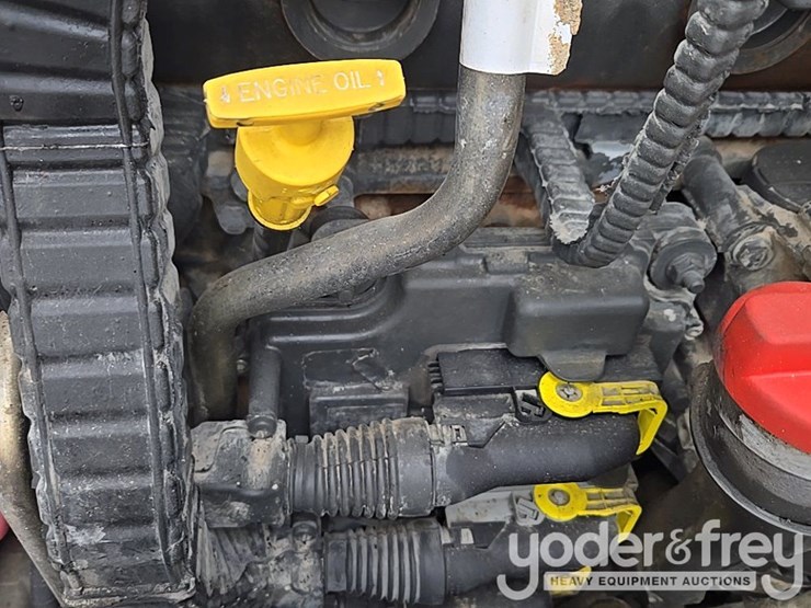 2019-peterbilt-579-image-29