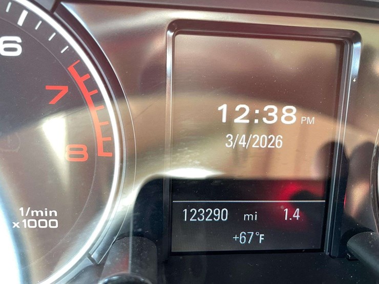 2011-audi-q5-image-26