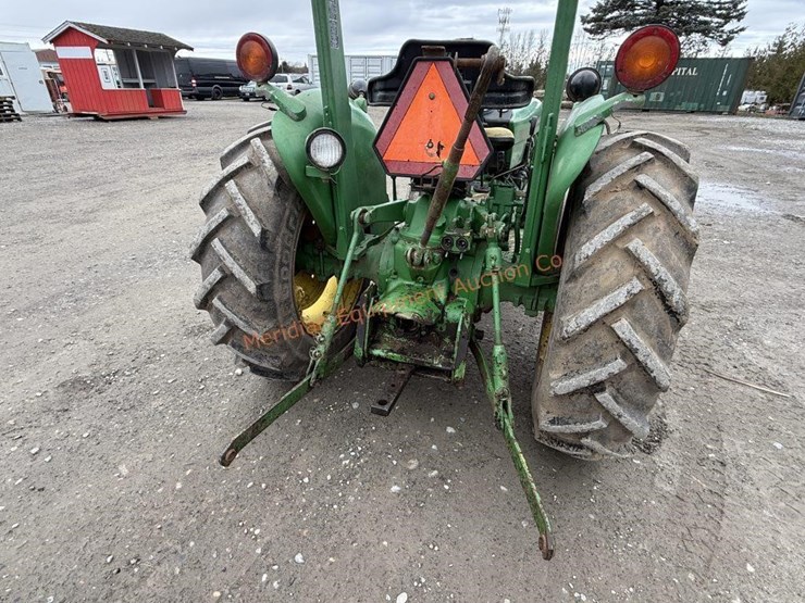 john-deere-2040-image-18