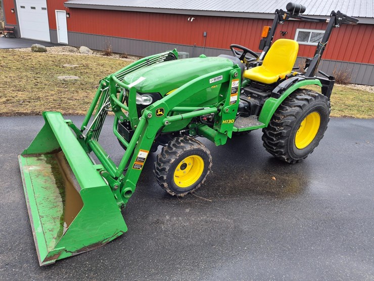 john-deere-2032r-image-1