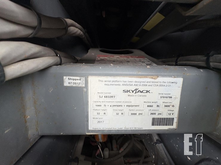 2017-skyjack-sj6832rt-image-3