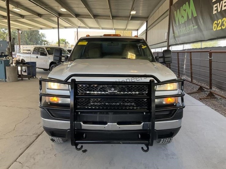 2007-chevrolet-silverado-3500-image-3