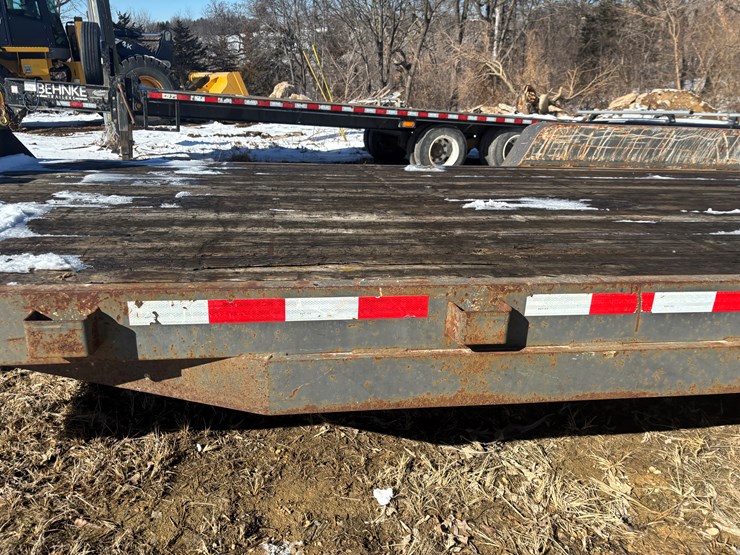 #2271-•-approx.-23'-equipment-trailer-image-8