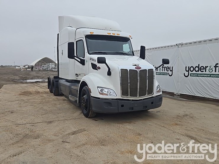2019-peterbilt-579-image-7