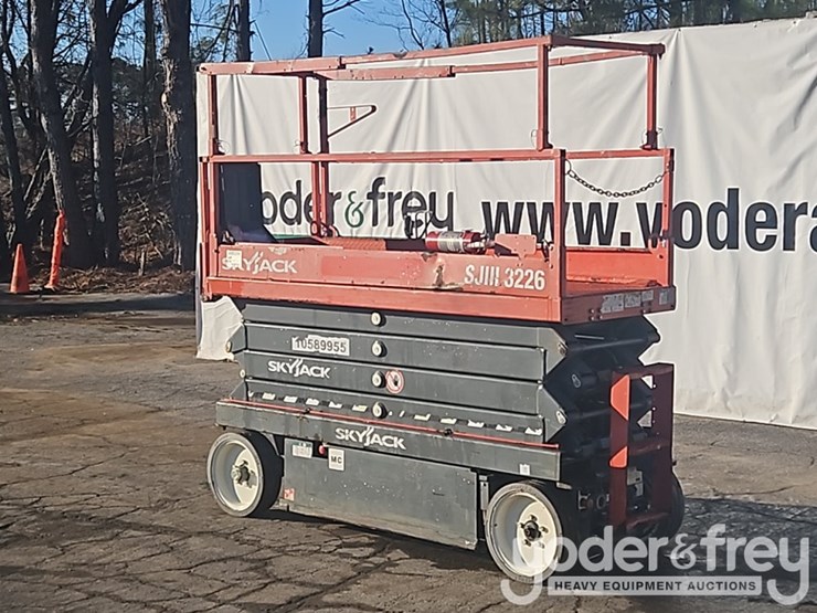 2017-skyjack-sjiii3226-image-3