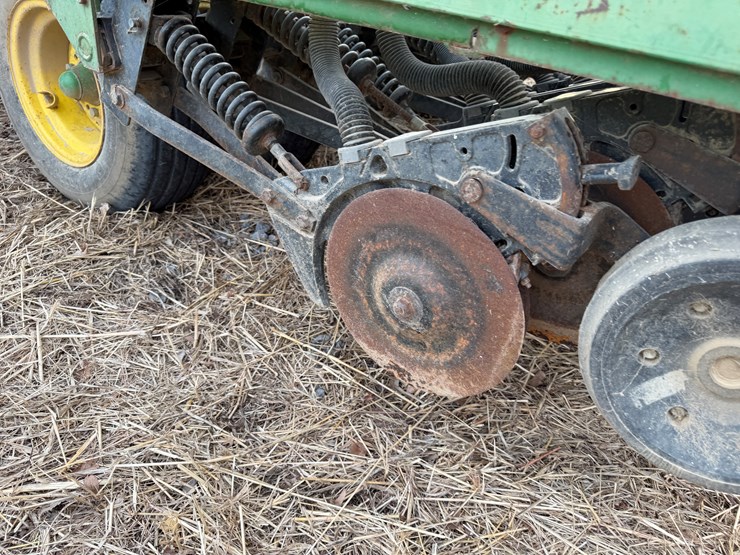 john-deere-35-image-34