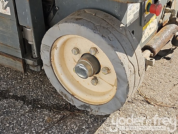 2017-skyjack-sjiii3219-image-11