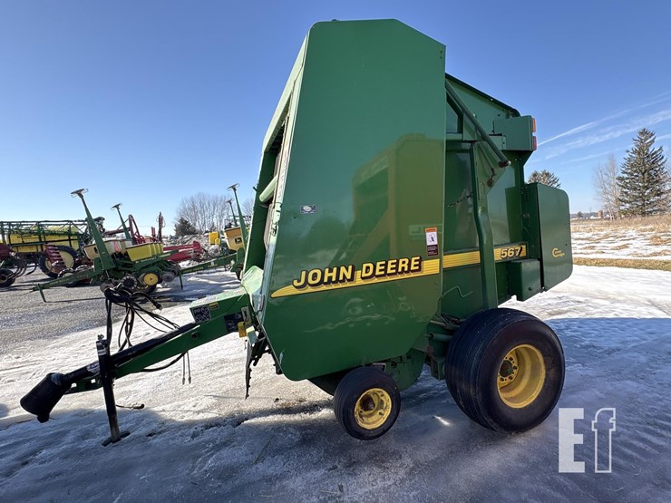 2000-john-deere-567-image-10
