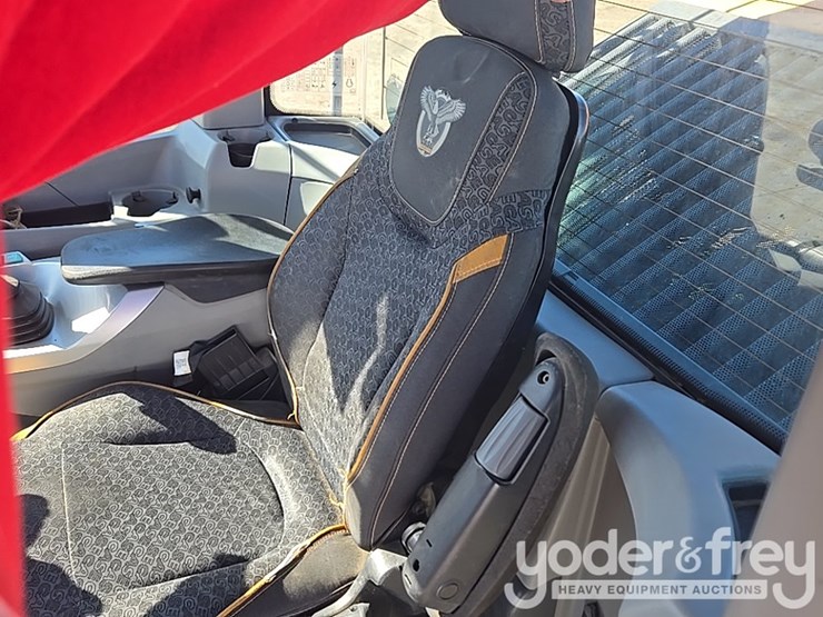 2022-case-521g-image-67