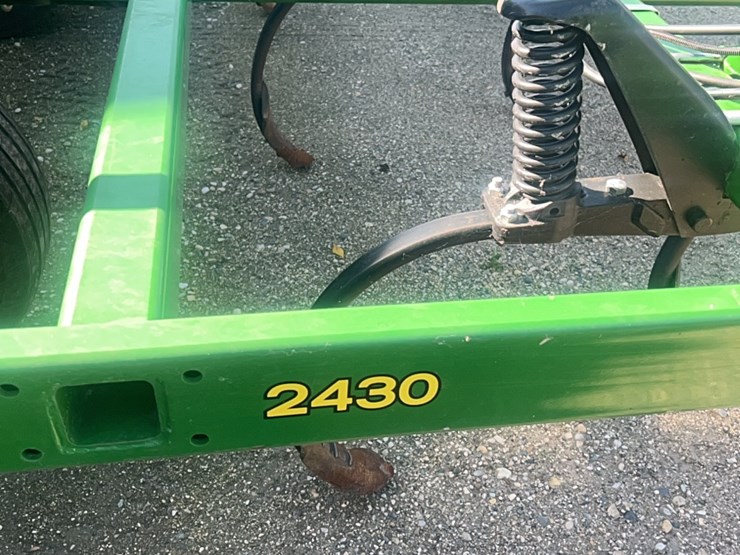 2022-john-deere-52-image-130