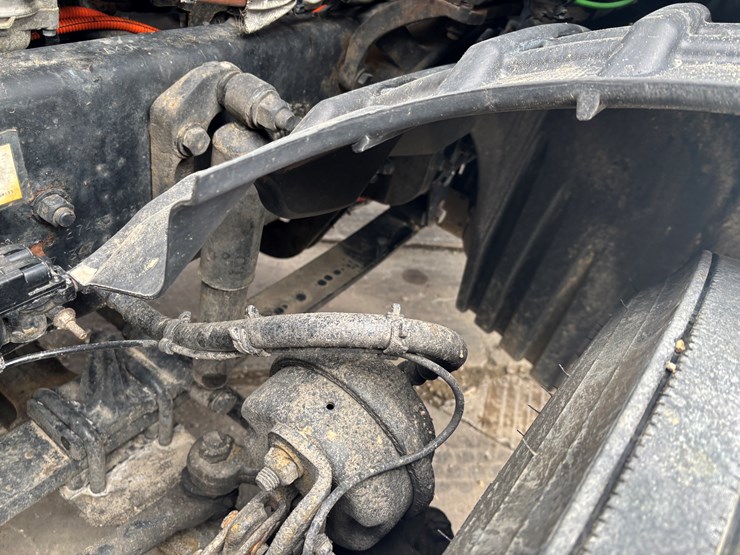 2018-freightliner-cascadia-126-image-63