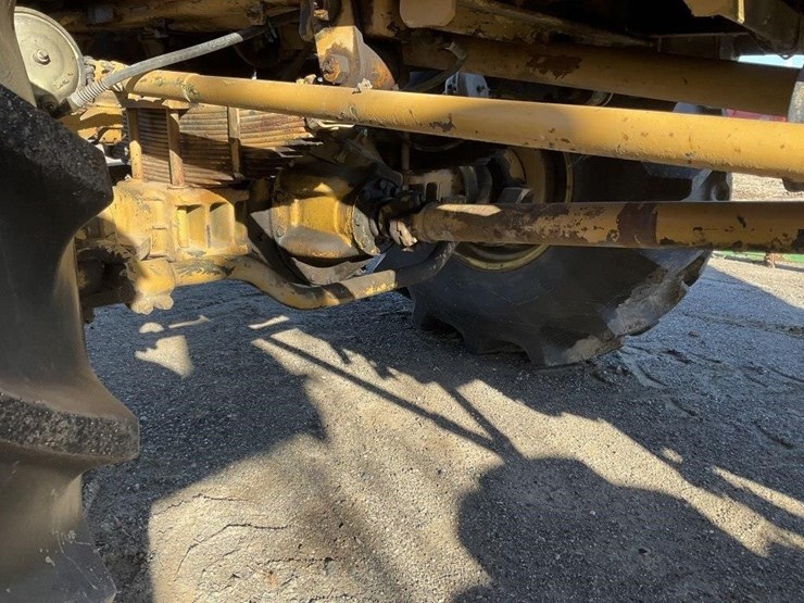 caterpillar-3208-image-12