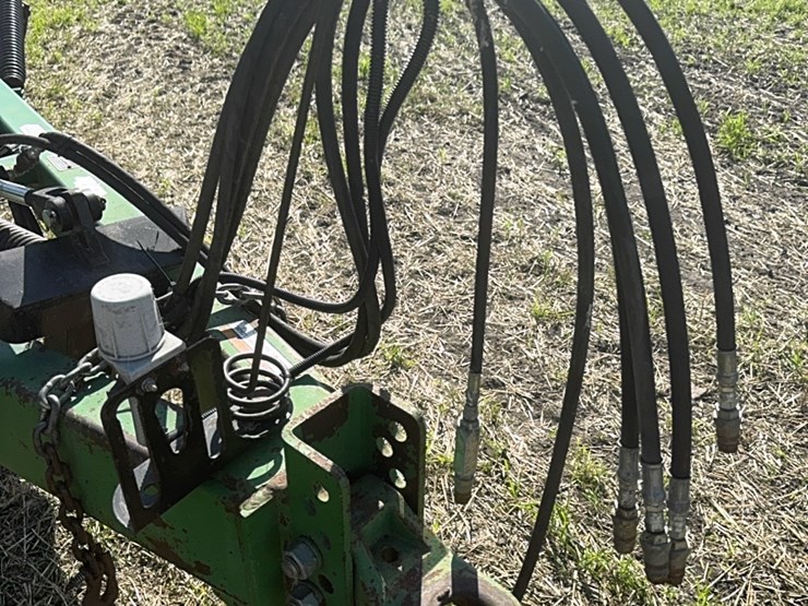 70’-summers-heavy-harrow,-hydraulic-down-pressure,-auto-fold-image-6