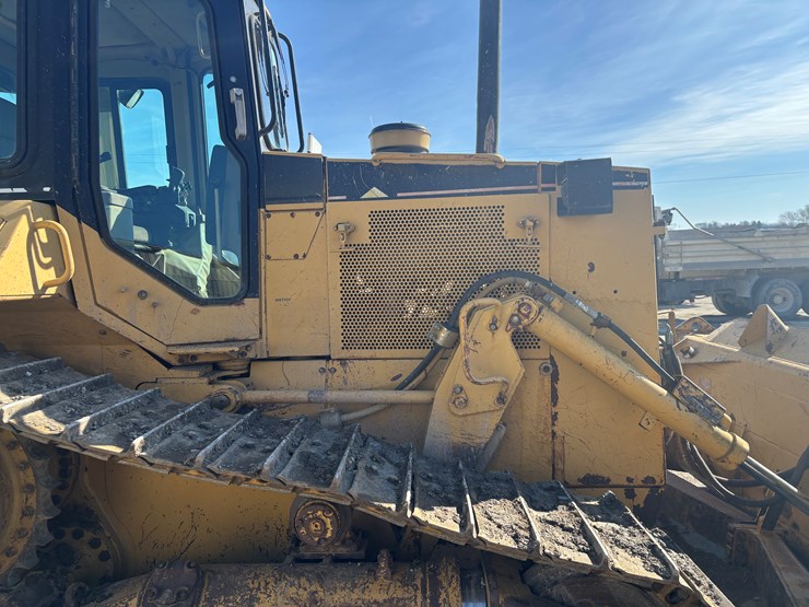 caterpillar-d6m-image-18