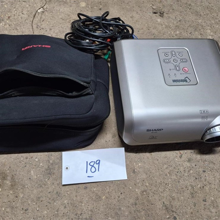 Sharp Notevision XR-11XC Home Theater Projector