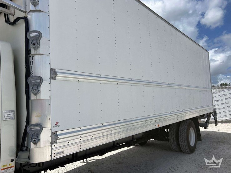 2019-international-durastar-4300-image-18